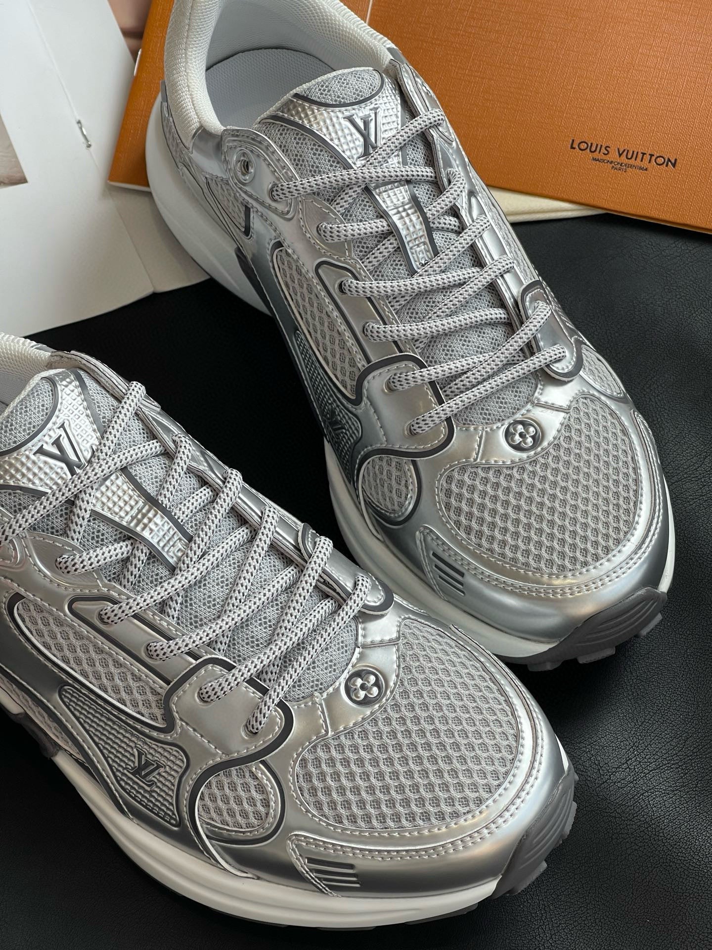 Everyday Leather Sneakers