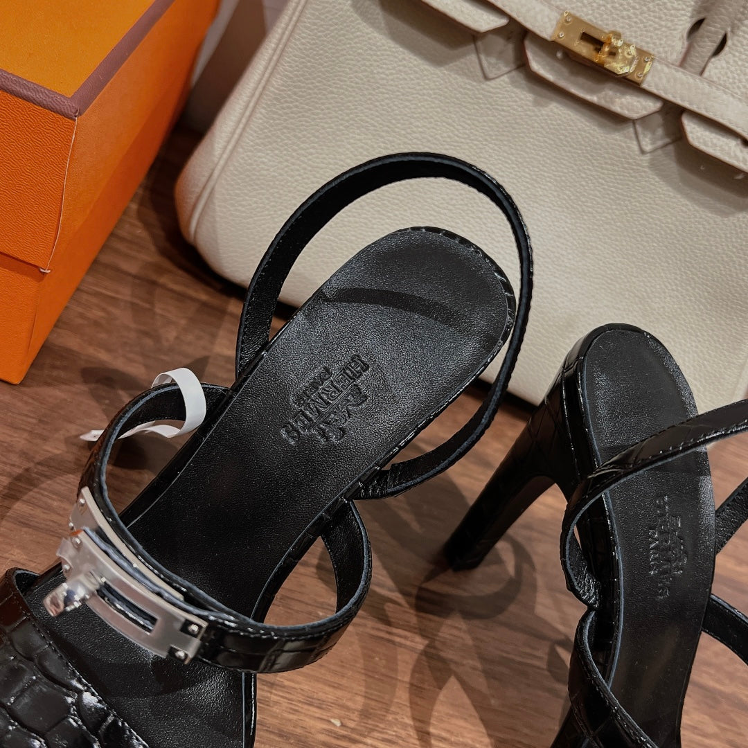 Kelly Buckle Sandals